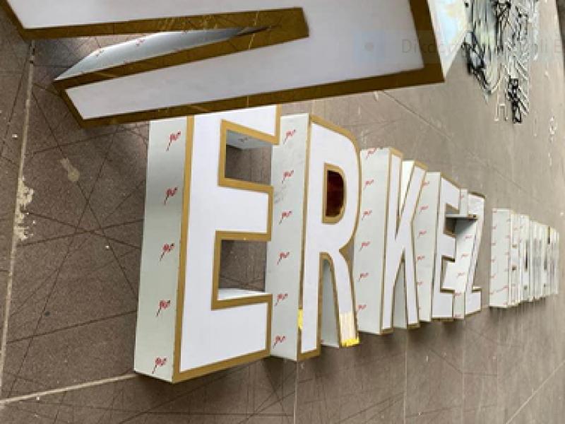 �stanbul Kutu Harf